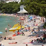 Apartments With A Parking Space Makarska - 20700
