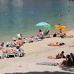 Apartments With A Parking Space Makarska - 20700