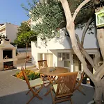 Apartments With A Parking Space Makarska - 20700